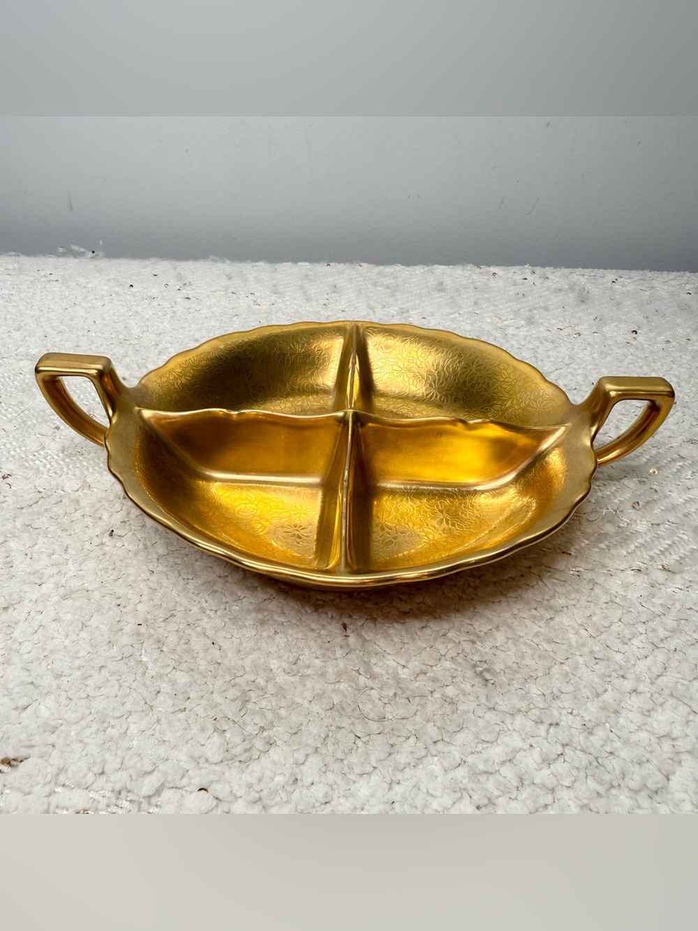 Pickard and R.S Tillowitz etched 24k gold glazed porcelain china dish